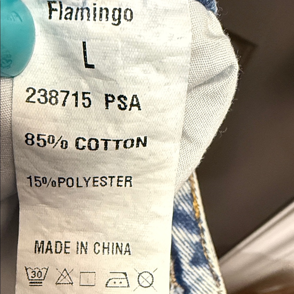 Trendy Light Blue Distressed Women's Jeans - Picture 10 of 10